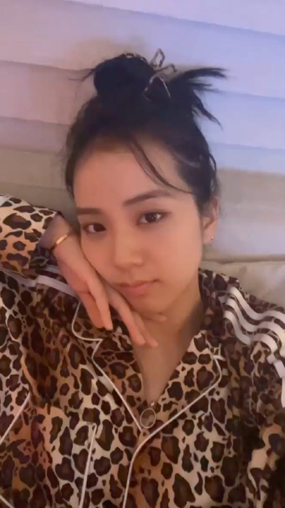 blackpink 金智秀jisoo 秀秀ins更新啦!