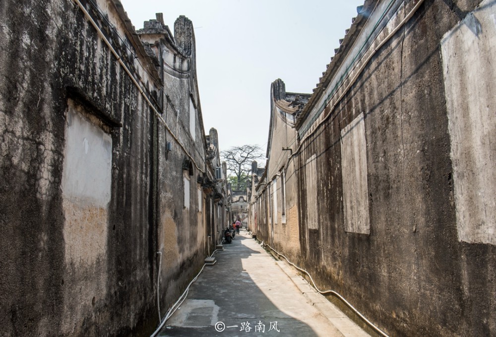 广东揭阳冷门景点德安里月湄村像皇宫元联狮头寨像个圆圈