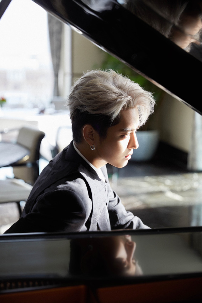 吴亦凡kris wu 保时捷中国赛车运动代言人