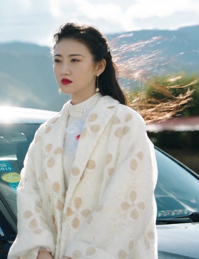 司藤衣服大合集,你觉得哪件好看(下)