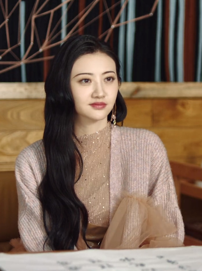 景甜穿樱花粉裙上热搜司藤衣服大全集更美