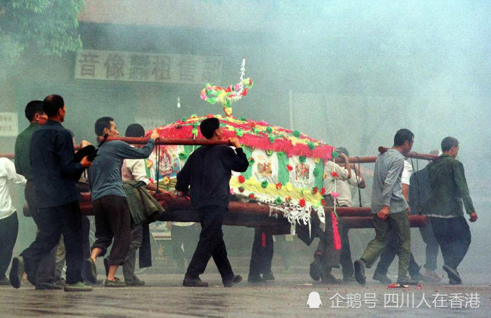 棺材里的血馒头?"陆丰换尸火葬谋杀案"的丧葬警世录