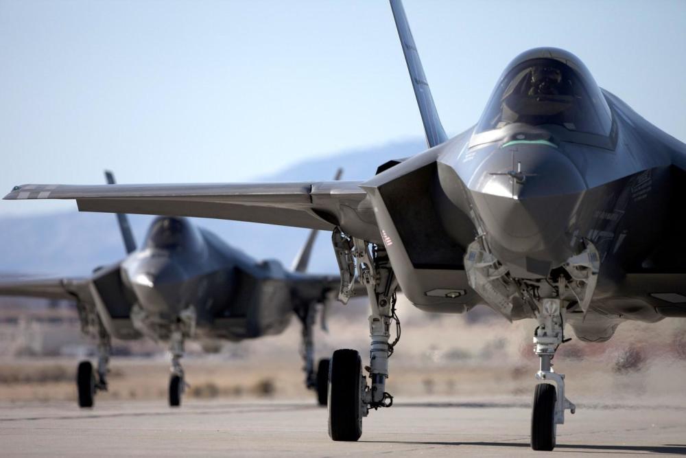 美国空军f-35隐身战斗机