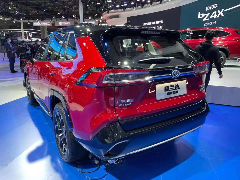 2021上海车展:丰田威兰达高性能版实车/油耗仅2.6升