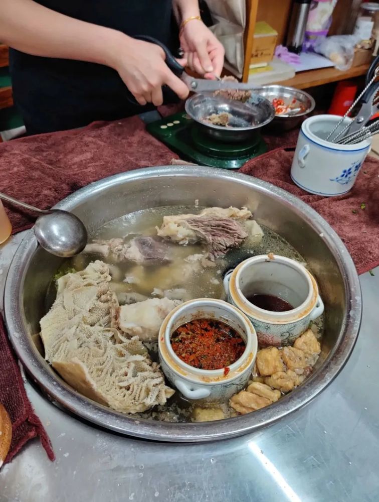 牛杂食得多清汤做的试过没种草这几间清汤牛杂连汤都要喝干净