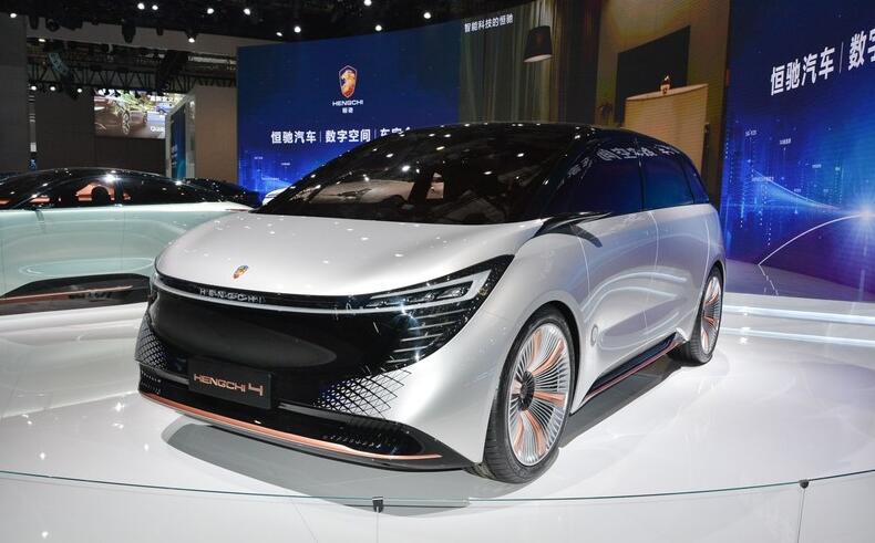 2021上海车展:恒大新能源纯电7座mpv——恒驰4