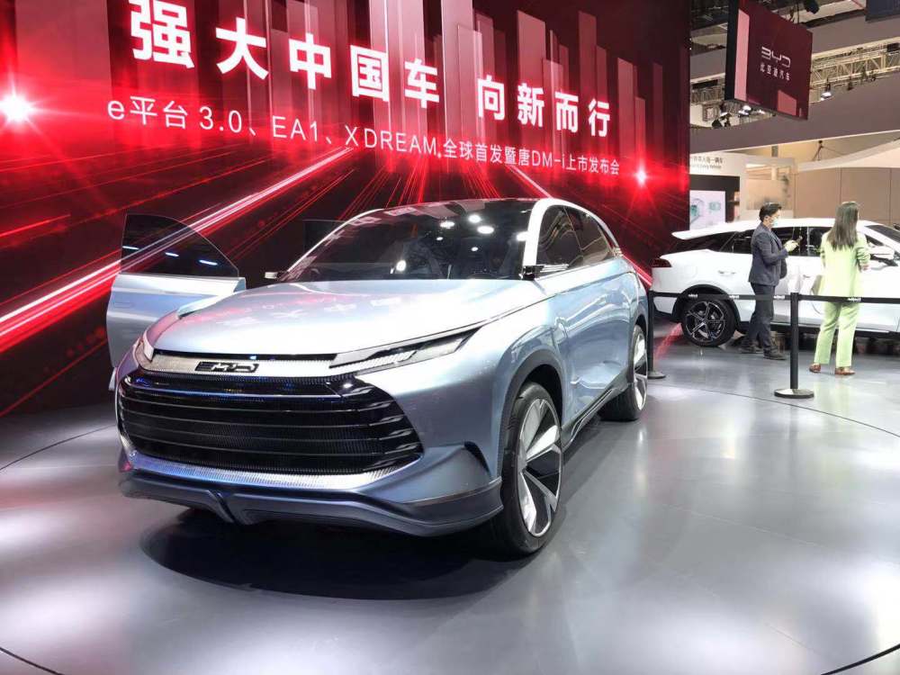 该车型定位于一款中大型suv.