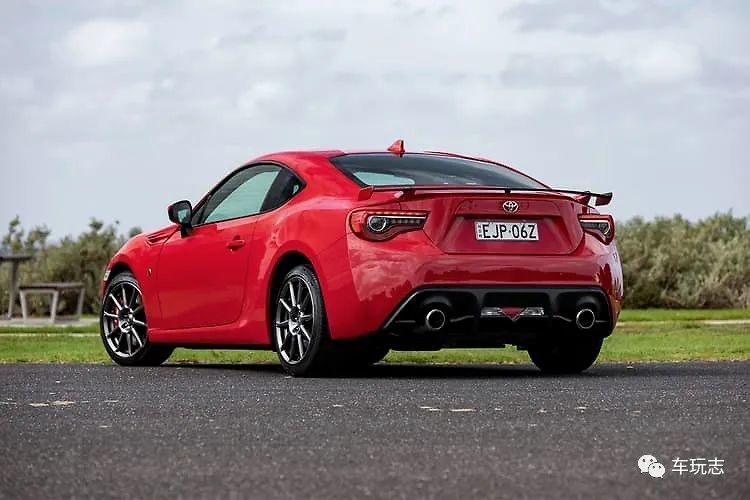 2021款丰田gt86 gts:加入高性能套件套装有必要吗?_腾讯新闻