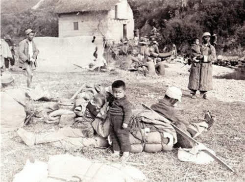 在抗日战争后期,老百姓如何对待国军?已无异于对待土匪,日寇