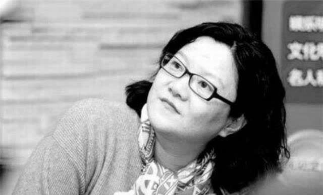 洪晃:我不要像我父亲那样死去