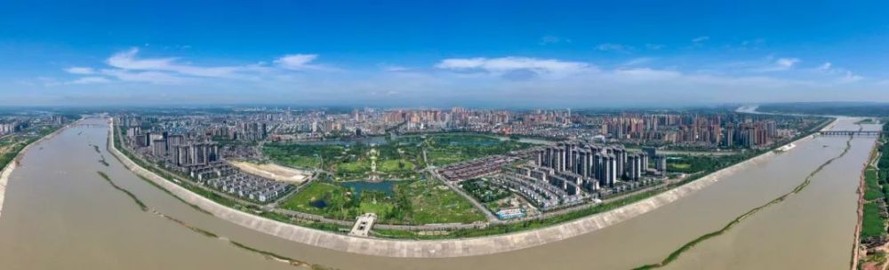 东坡建设者前仆后继 奋战一线修建大坝的场景 还历历在目 东坡区崇礼