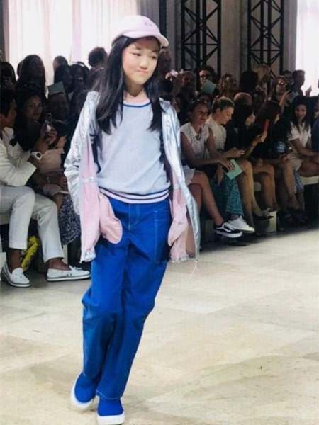 有种整容叫王菲女儿李嫣摘掉兔唇标签后如今怎样了