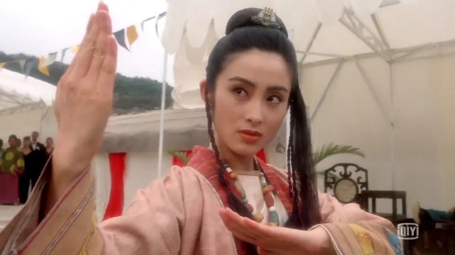女神张敏,荧屏经典镜头,你最喜欢哪一个回眸