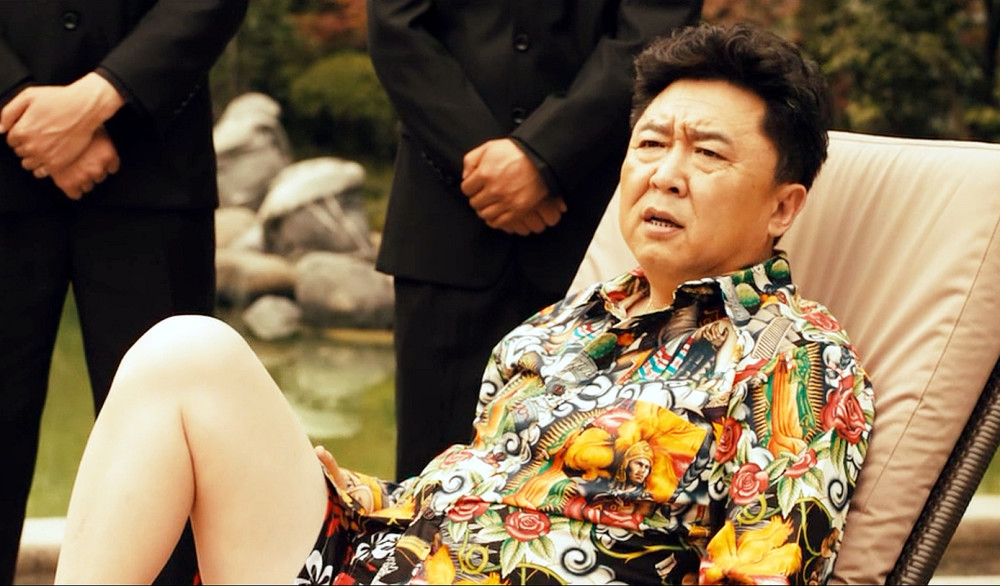 不光会抽烟喝酒烫头!德云社于谦讲述红色历史,正经起来也这么帅