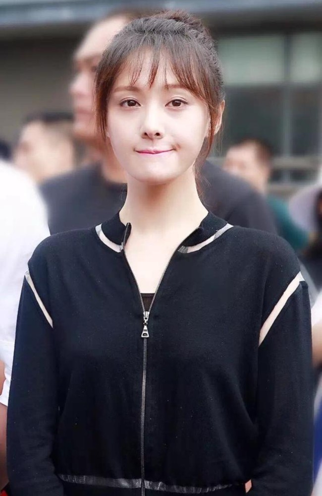 以为郑爽会销声匿迹,结果却逆风翻盘,张恒失算了