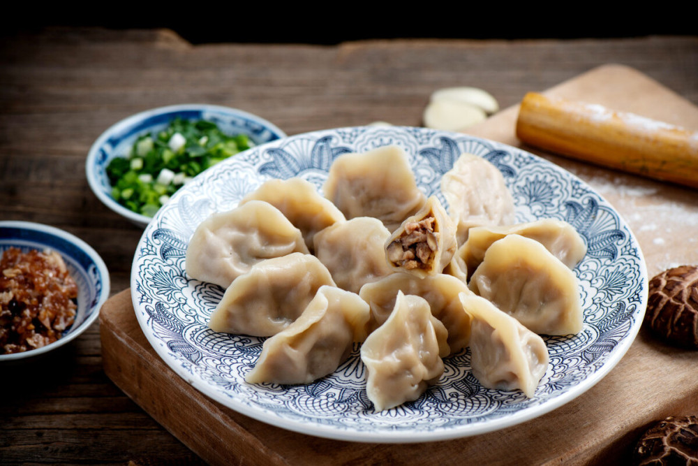 春天羊肉和它是绝配拿来包饺子太香了比胡萝卜还要鲜美