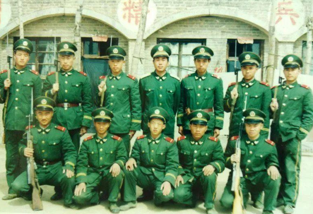 悍匪周二全覆灭记,杀害群众9人,2002年,如何被枪毙?