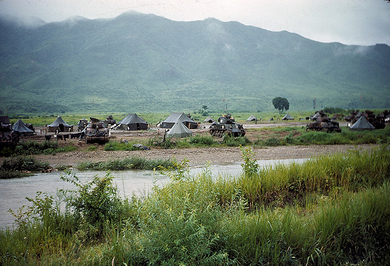 美国军官拍摄的老照片直击朝鲜战争