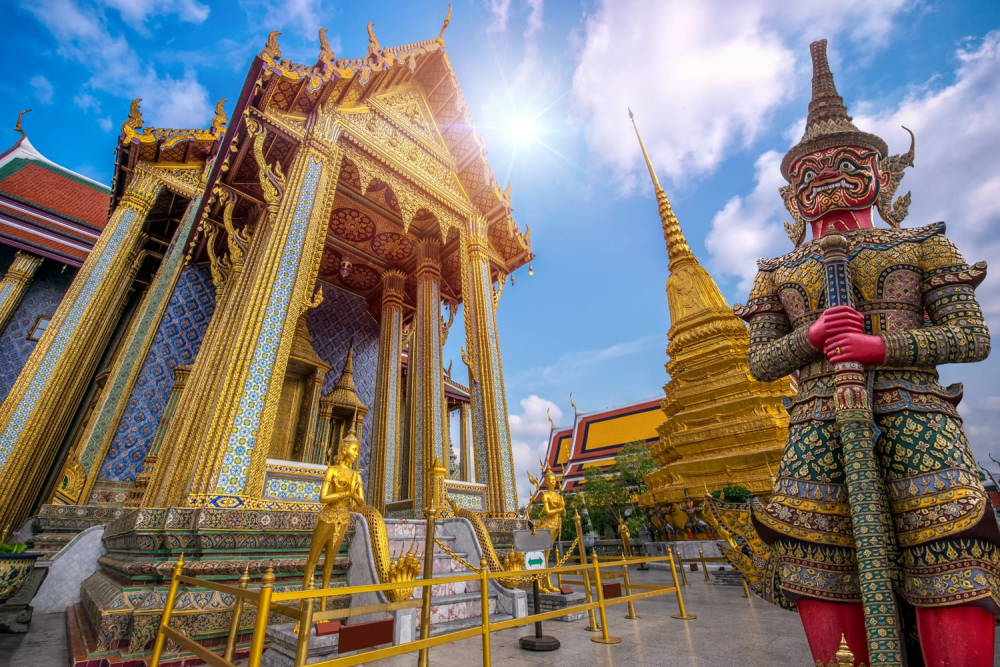 【泰国】12座最美丽的寺庙,带你看看泰国最奇妙的景观