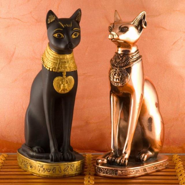 古埃及人吸猫两极化,制猫木乃伊,却为去世的猫自剃眉毛哀悼