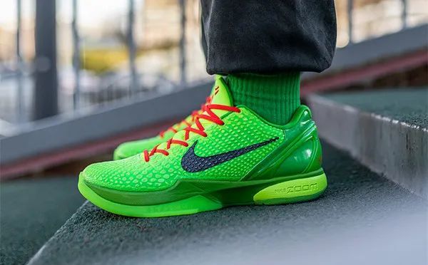 kobe 6青蜂侠球鞋开箱测评!