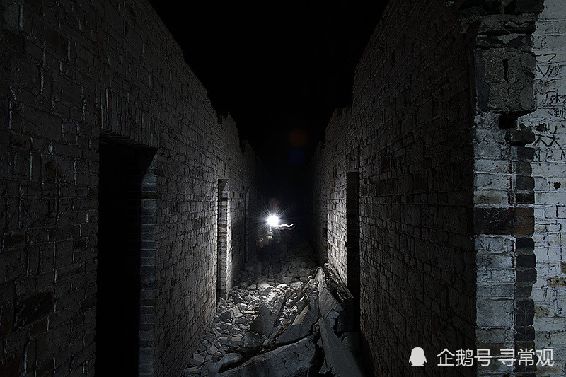 梦境解析，梦见租下了窄小破旧的房子——心灵的隐秘角落与自我反思