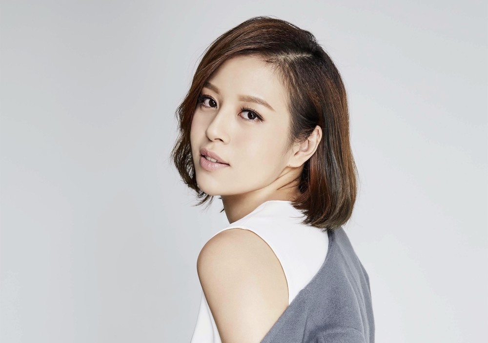33岁台湾女演员曾和偶像剧小生相恋,现如今一人生活幸福温暖