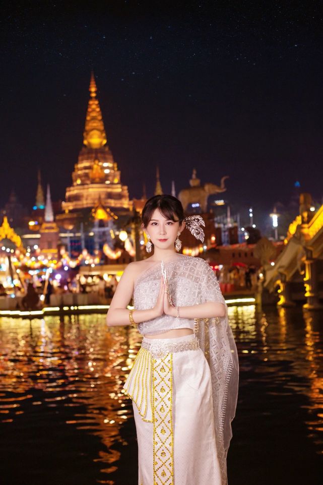 西双版纳星光夜市,拍傣族写真必看攻略,帮你排雷避坑