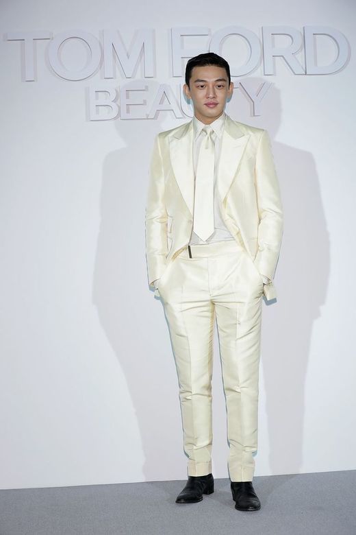 穿西装最好看的韩国男星是谁?盘点12位长腿欧巴的帅气西装造型