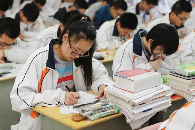 东营经济总量排名_东营职业学院(3)