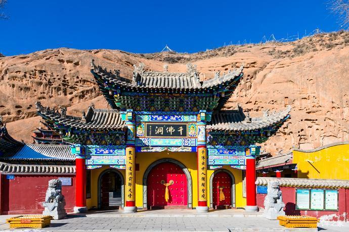 冬游甘肃马蹄寺,祈福圣地踏雪节