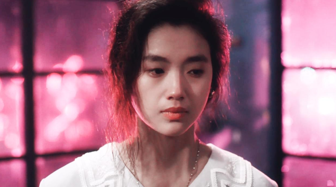 吴倩莲:一出道就和刘德华合作,巅峰时期退出娱乐圈的她去哪了?