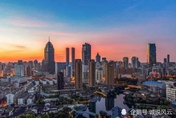 2021年全国的经济总量_全国经济总量增长图片