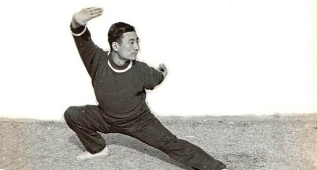 4, 蔡龙云