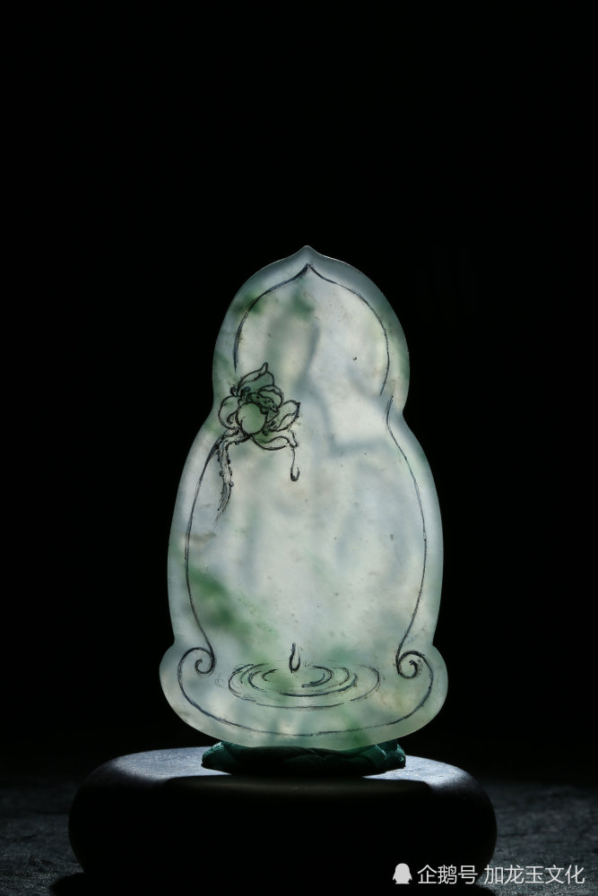 加龙老师翡翠观音作品——《慈航普度》