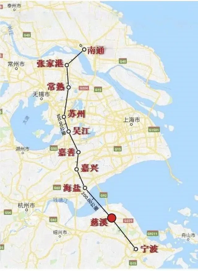 一站接四轨,零距离换乘 慈溪高铁, 一坐高铁站,接驳4条轨道: 通苏嘉