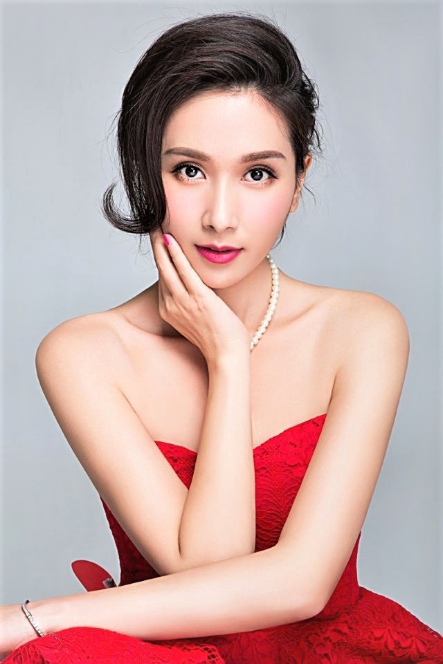 美女图集明星写真亚姐杨恭如