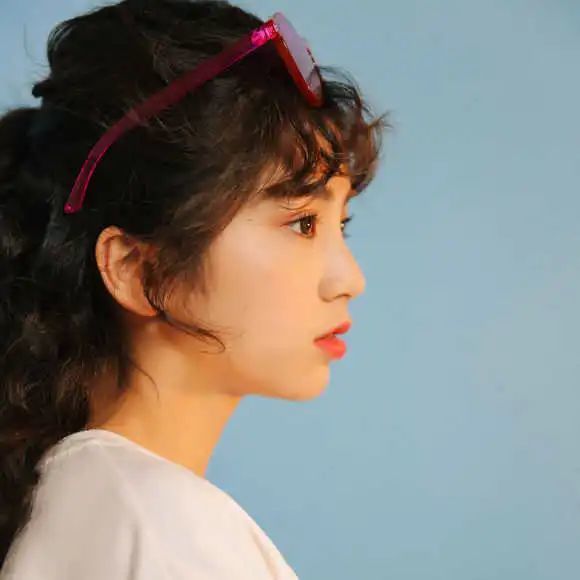 高清手机壁纸|微信朋友圈背景图|女生头像4.
