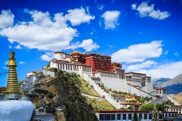 等一个人,带你去游玩西藏的这20个景点.