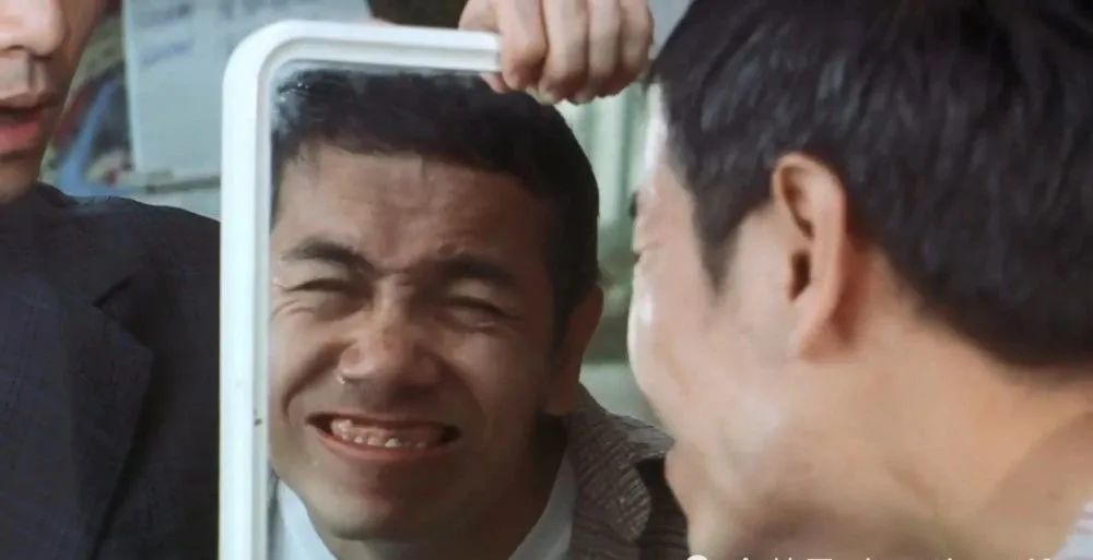 2001年,田启文饰演《少林足球》中的金钟罩铁布衫三师兄,让人印象