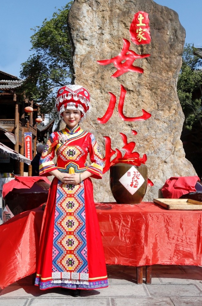 唐安琪—传承和弘扬土家族音乐文化_腾讯新闻