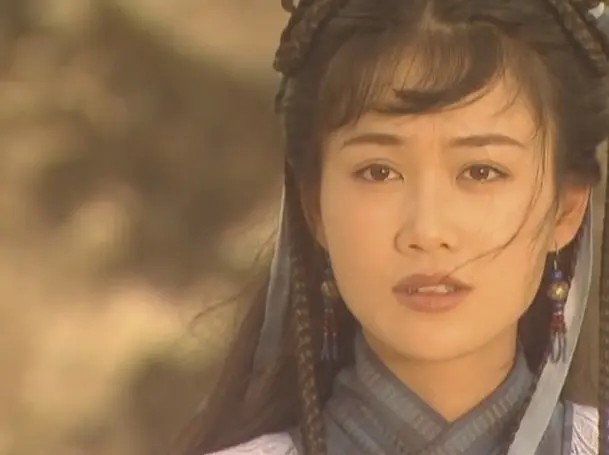 新圆月弯刀积压9年女主过气服化过时有张智尧也不香了