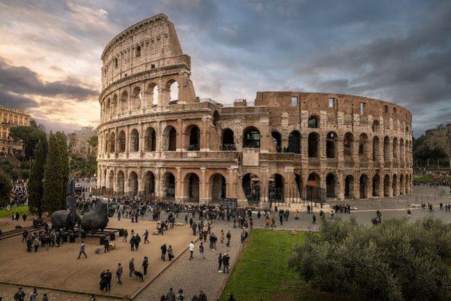 "万城之城"罗马,是意大利的首都,也是西方文明的中心
