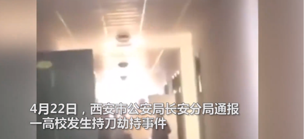 梦见女朋友到我家里来了，梦境背后的深层含义与情感解析