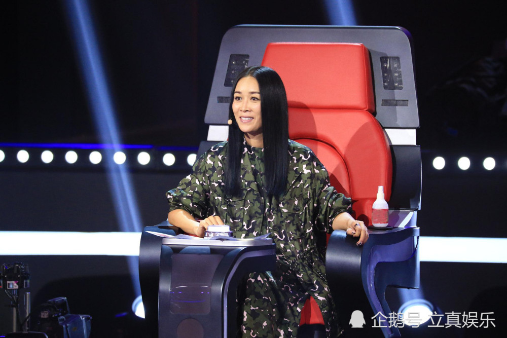 华语乐坛女歌星那英经典照片集锦