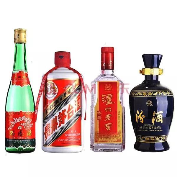 中国四大名酒,为什么五粮液和剑南春榜上无名?原来理由这么简单