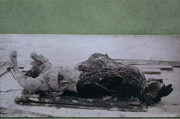 神僧变"妖僧",睡遍俄国贵族少女的拉斯普京,离奇死亡的真相