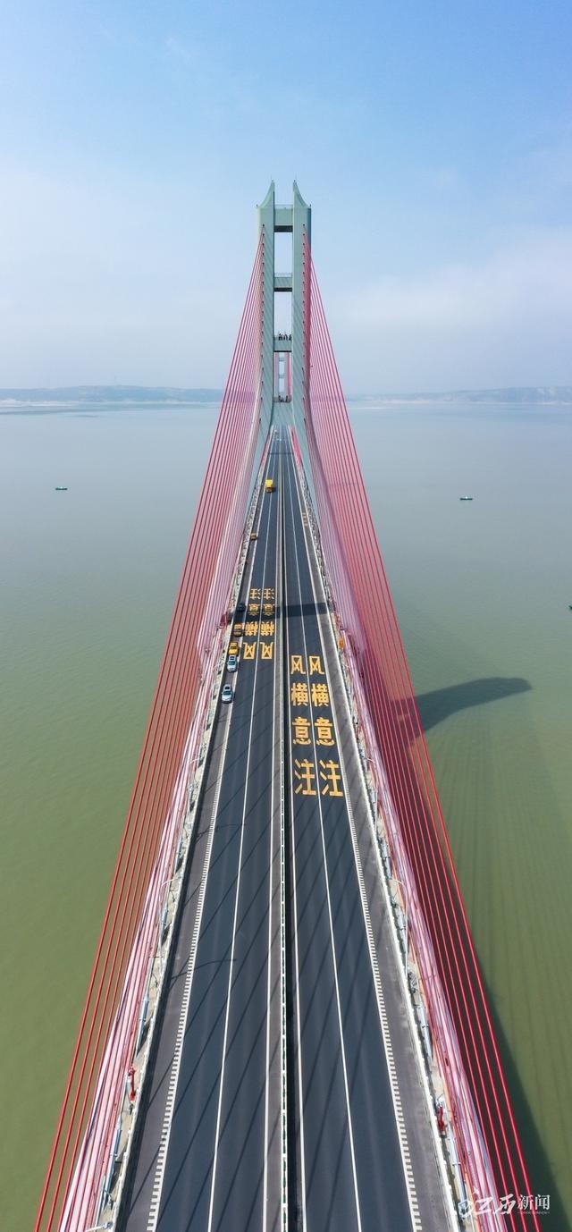 6月之前,九江市区和湖东区域的陆路交通主要依靠九景高速的鄱阳湖大桥