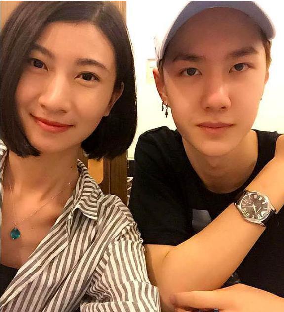 基因到底有多强大王一博完美复制妈妈颜值一家4口共用一张脸