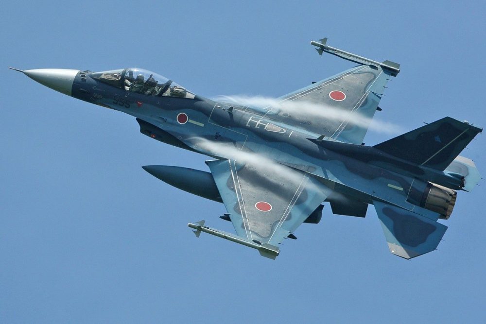 以f-16c/d型战斗型为蓝本设计,日本f-2战斗机性能如何?